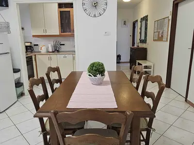 Ferienwohnung für 5 Personen (80 m²) in Moscenicka Draga 8/10