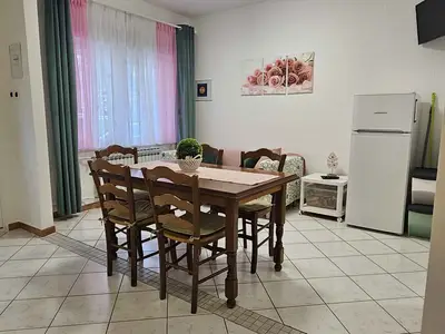 Ferienwohnung für 5 Personen (80 m²) in Moscenicka Draga 9/10