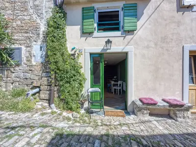 Ferienwohnung für 4 Personen (60 m²) in Motovun 1/10