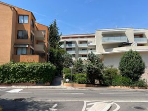 22447471-Ferienwohnung-5-Mougins-300x225-3