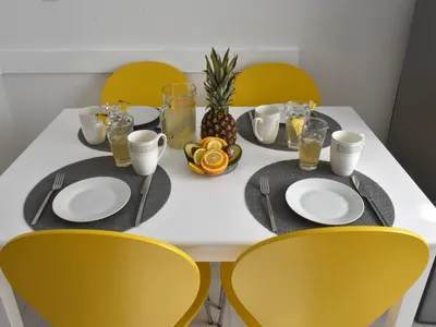 DiningRoom