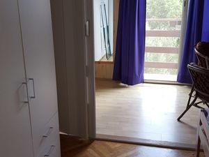 23930337-Ferienwohnung-5-Mrljane-300x225-5