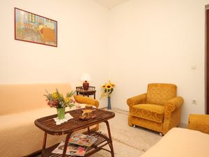 18688426-Ferienwohnung-6-Mrljane-300x225-2