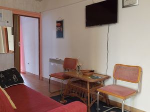 23580370-Ferienwohnung-5-Mrljane-300x225-1