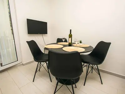 Ferienwohnung für 3 Personen (50 m²) in Mrljane 5/10