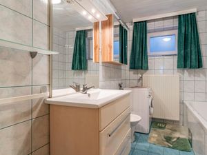 23896584-Ferienwohnung-7-Mühldorf-300x225-5