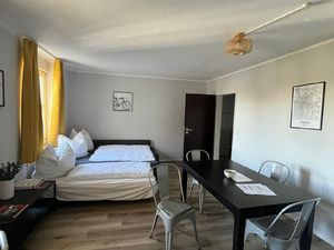 23976033-Ferienwohnung-5-München-300x225-5