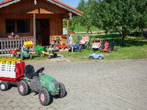 23195963-Ferienwohnung-4-Münsing-300x225-4