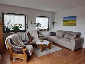 23918686-Ferienwohnung-4-Münstermaifeld-300x225-3