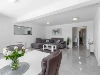 Ferienwohnung für 5 Personen (85 m²) in Mugeba 1/10