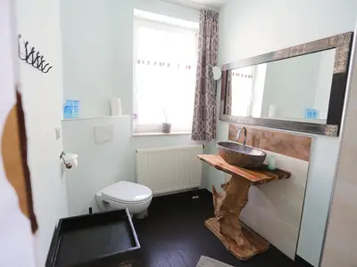 Bad mit barrierefreier Dusche