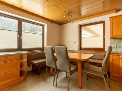 DiningRoom
