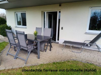 Garten mit Grillstelle