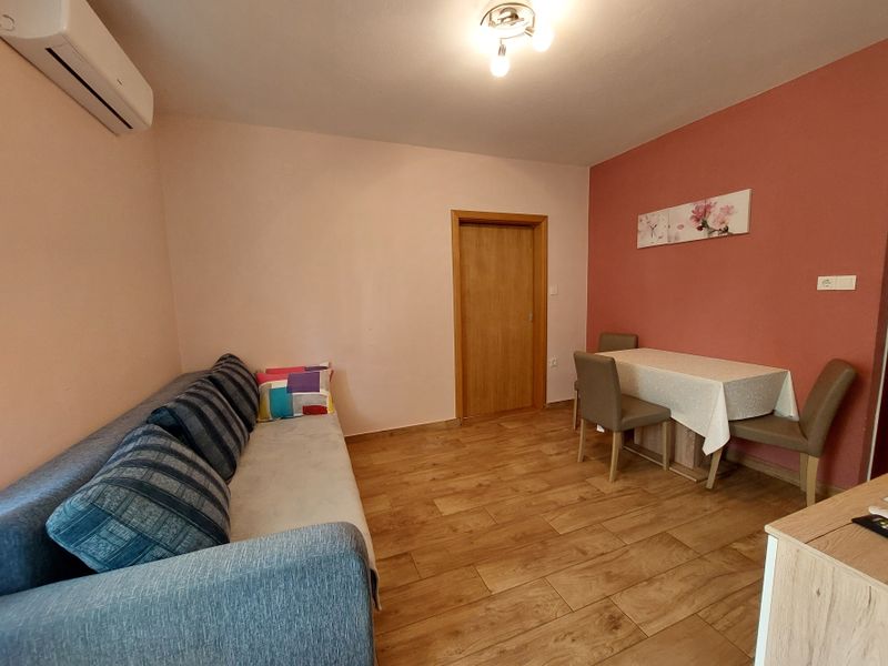 23928093-Ferienwohnung-4-Mundanije-800x600-0