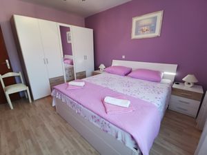 19126020-Ferienwohnung-4-Mundanije-300x225-5