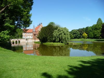 Die Burg Hülshoff ist nur wenige Kilometer von der Ferienwohnung entfernt.