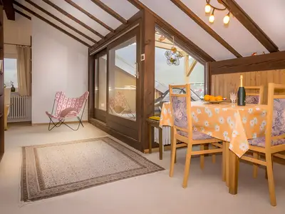 Photo, INSIDE, OUTSIDE