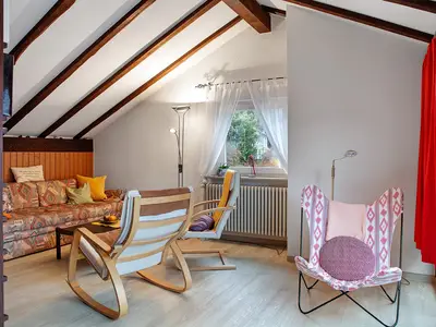 Photo, INSIDE, OUTSIDE