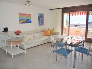 23367256-Ferienwohnung-3-Muralto-300x225-2