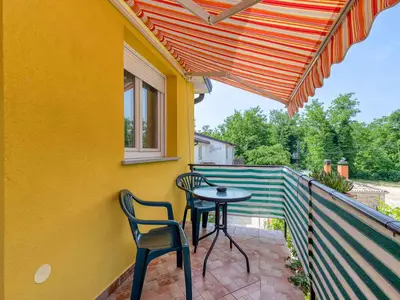 Ferienwohnung für 6 Personen (74 m²) in Murine 2/10