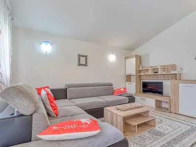 Ferienwohnung für 6 Personen (74 m²) in Murine 6/10
