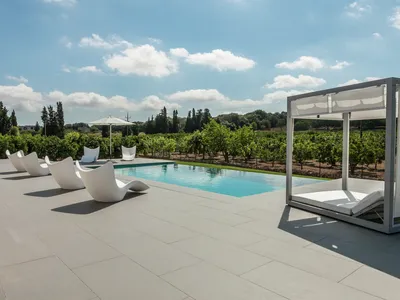 PoolOfHouse