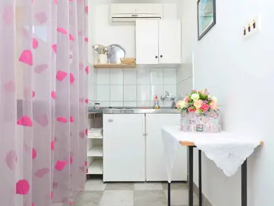 Ferienwohnung für 3 Personen (25 m²) in Murter 3/10