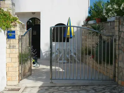 Ferienwohnung für 2 Personen in Murter 9/10
