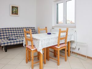 23961586-Ferienwohnung-3-Murter-300x225-4