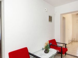 23928223-Ferienwohnung-4-Murter-300x225-2