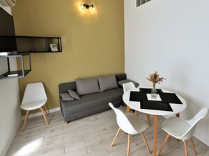 24058728-Ferienwohnung-3-Murter-300x225-4