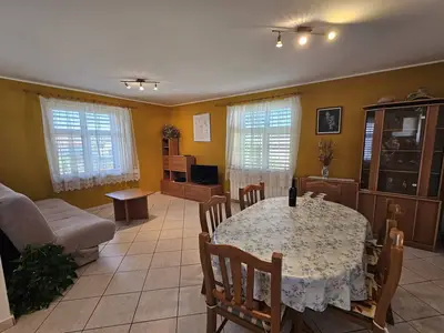 DiningRoom
