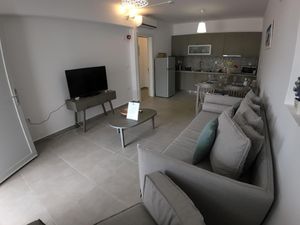 23665432-Ferienwohnung-4-Mykonos-300x225-5