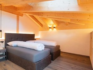 23970066-Ferienwohnung-4-Nals-300x225-4