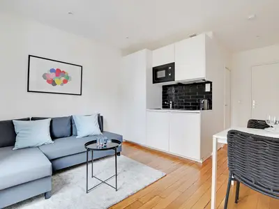 Ferienwohnung für 3 Personen (16 m²) in Nanterre 1/10