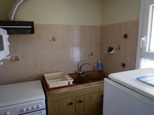 22807145-Ferienwohnung-5-Narbonne-300x225-3