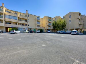 23868870-Ferienwohnung-4-Narbonne-300x225-5