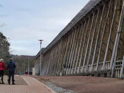 Blick auf das nahegelegene Gradierwerk
