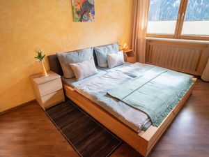 24029942-Ferienwohnung-6-Navis-300x225-2