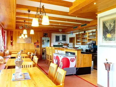 DiningRoom