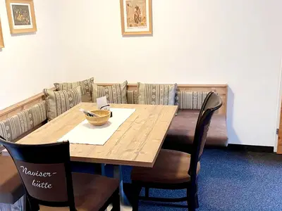 DiningRoom