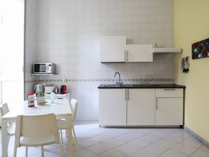 22133839-Ferienwohnung-5-Neapel-300x225-1