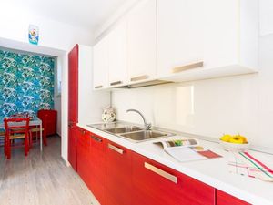 23496819-Ferienwohnung-9-Neapel-300x225-5