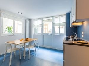 23576808-Ferienwohnung-5-Neapel-300x225-0