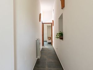 23686454-Ferienwohnung-6-Neapel-300x225-0