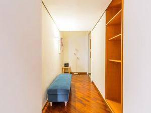 23878178-Ferienwohnung-8-Neapel-300x225-4