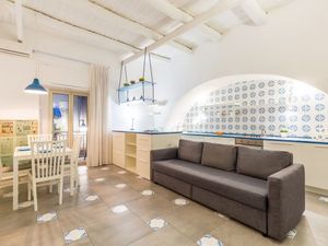 Ferienwohnung für 5 Personen (45 m²) in Neapel