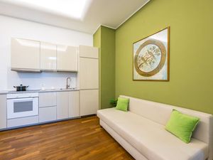 23922128-Ferienwohnung-3-Neapel-300x225-1