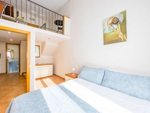 23953646-Ferienwohnung-6-Neapel-300x225-2