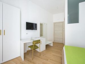 24014891-Ferienwohnung-2-Neapel-300x225-3